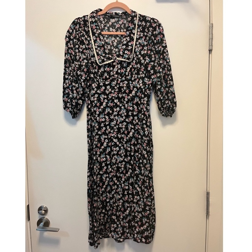 Trendyol Floral Midi Dress with Contrast Collar - Picture 3 of 3